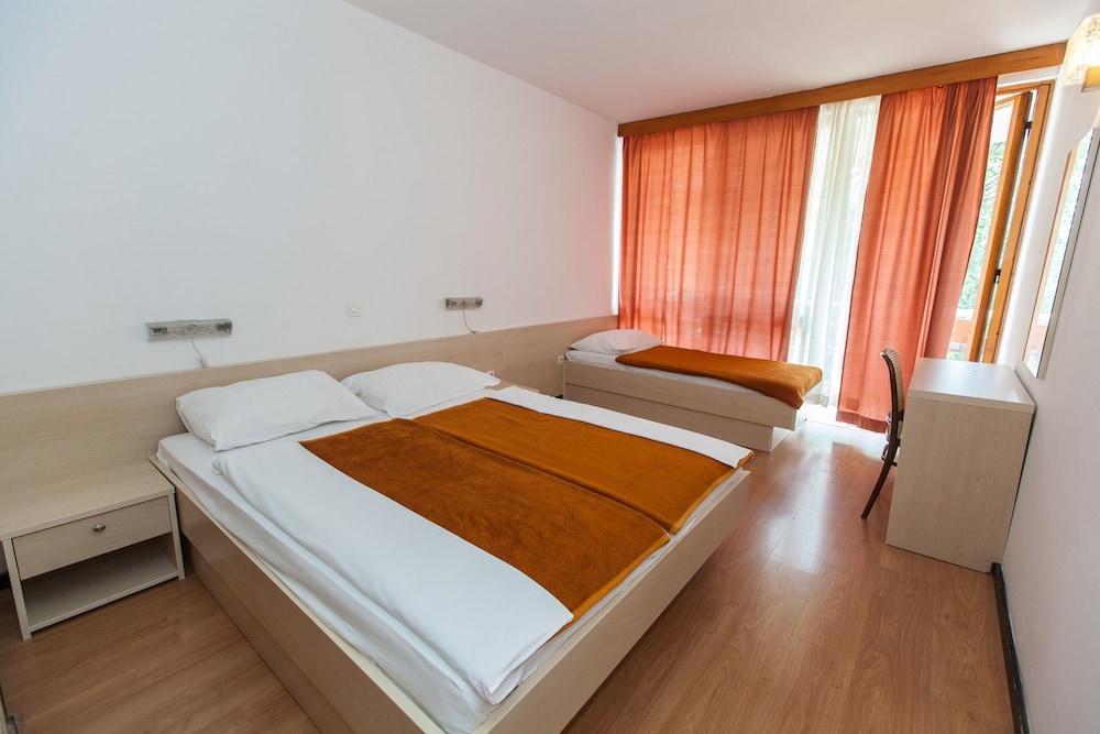 Hotel Slaven سيلتسي المظهر الخارجي الصورة